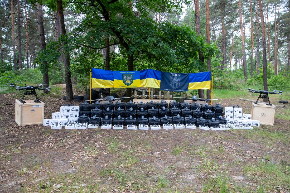 Київ передав військовим ще понад 1 600 дронів - фото 5