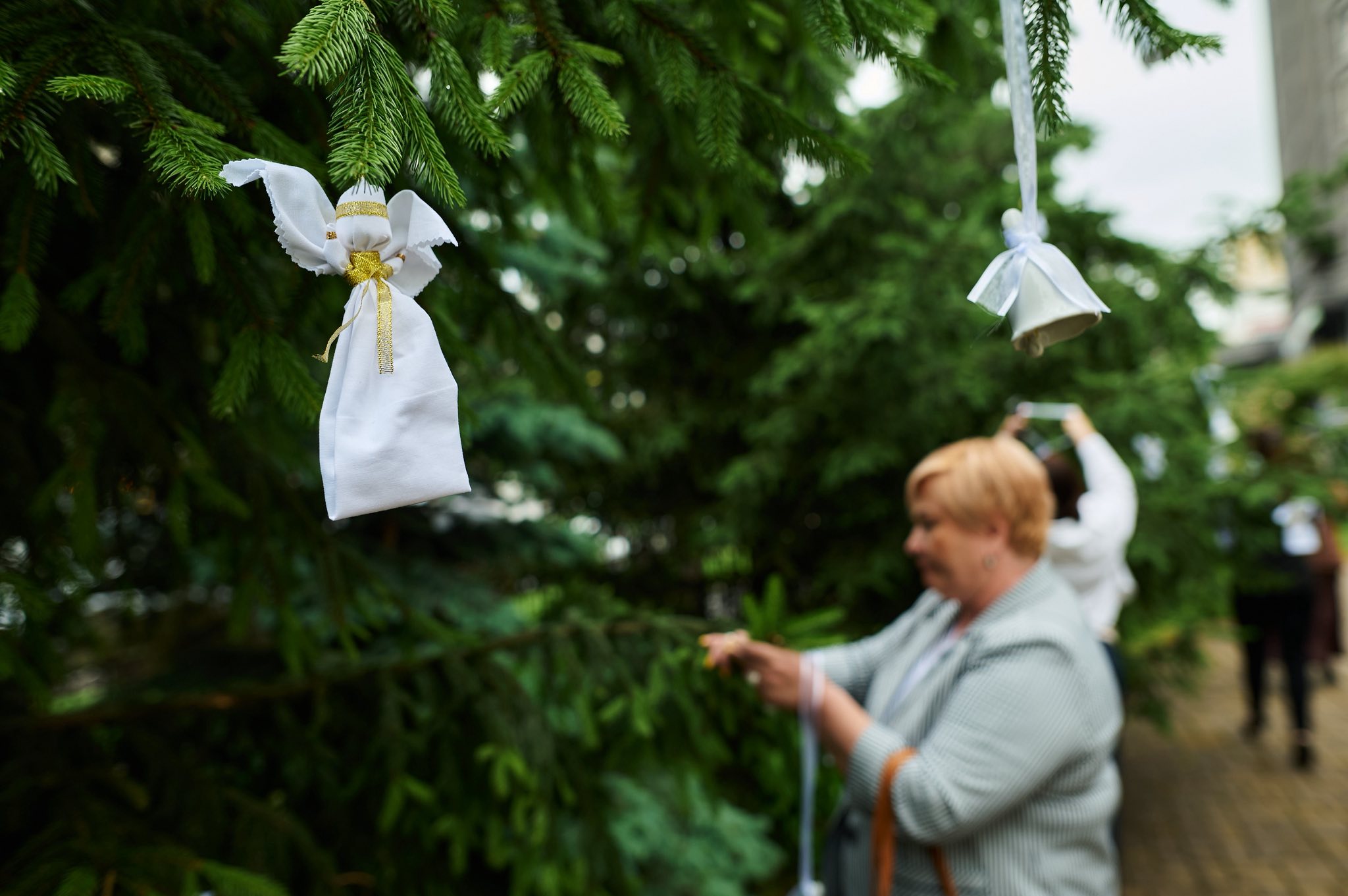 На Київщині вшанували пам’ять 42 дітей, загиблих від російської агресії - фото 4