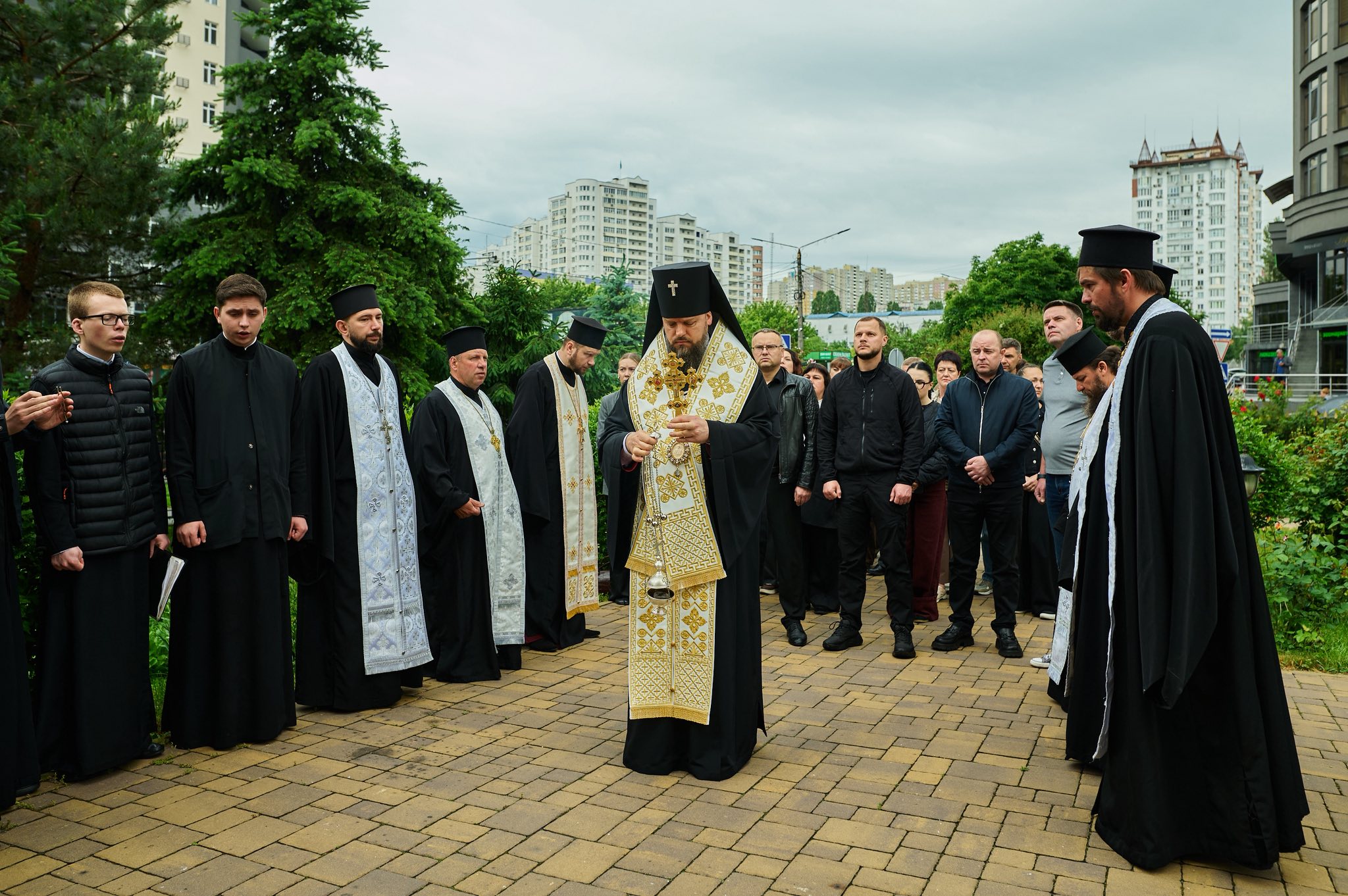 На Київщині вшанували пам’ять 42 дітей, загиблих від російської агресії - фото 2