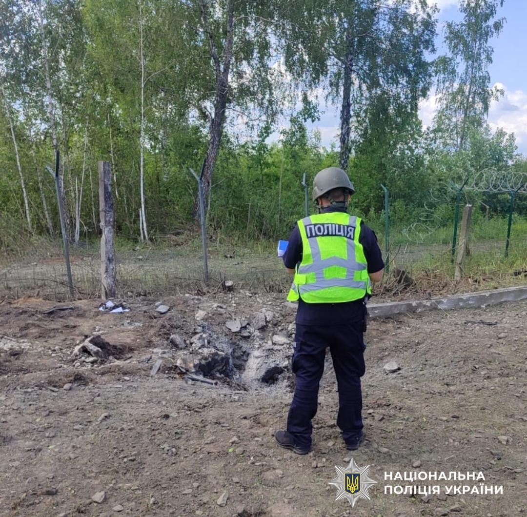 Четверо загиблих та 9 постраждалих: поліція продовжує фіксувати наслідки атаки РФ - фото 3