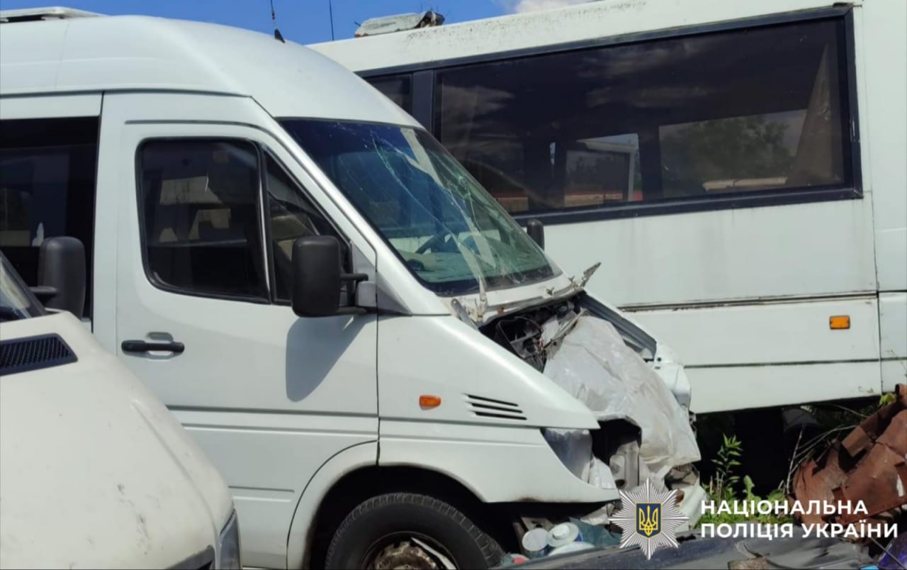 Четверо загиблих та 9 постраждалих: поліція продовжує фіксувати наслідки атаки РФ - фото 2
