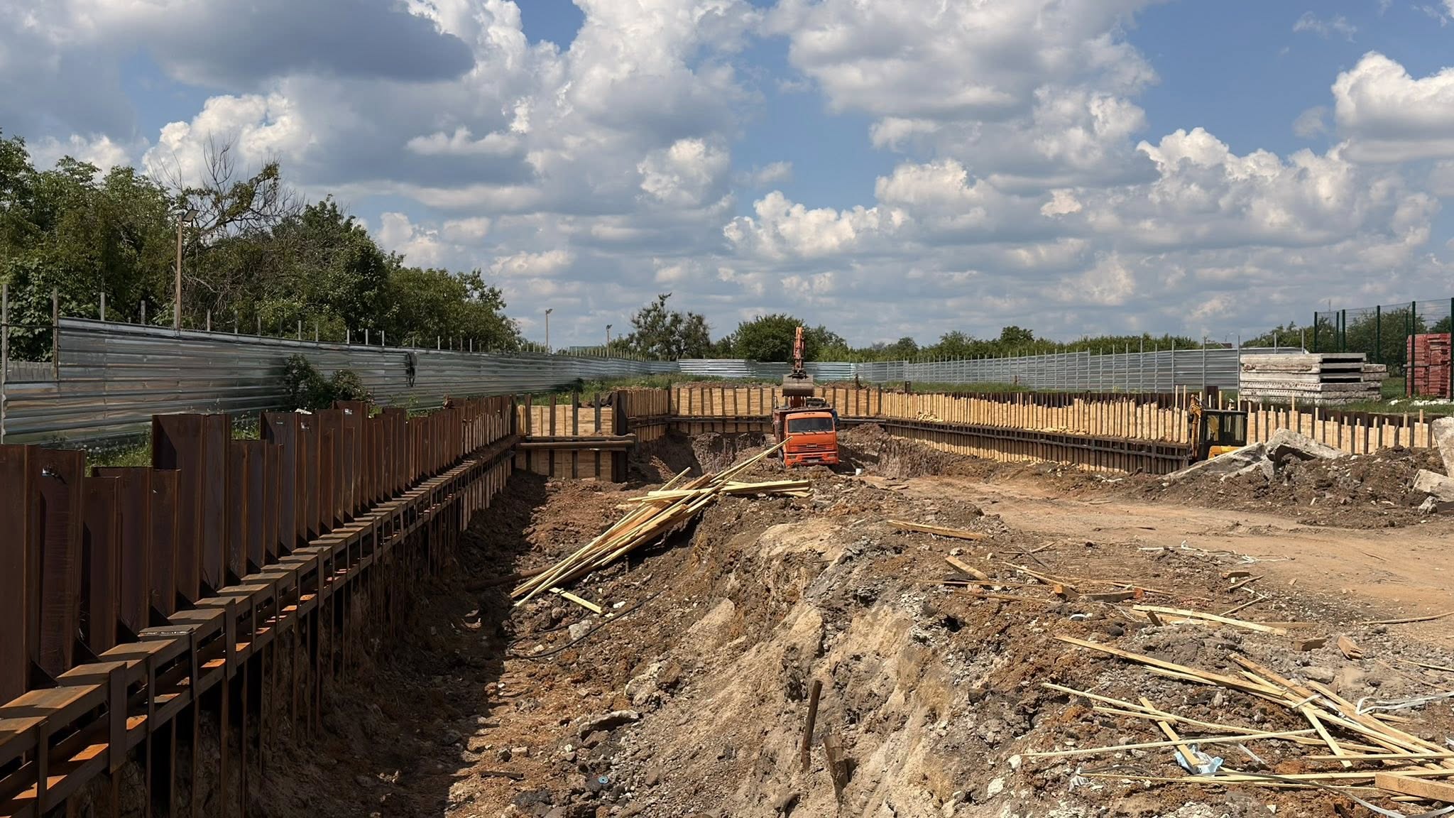 На Київщині будують підземну школу на 570 учнів: як просуваються роботи - фото 3