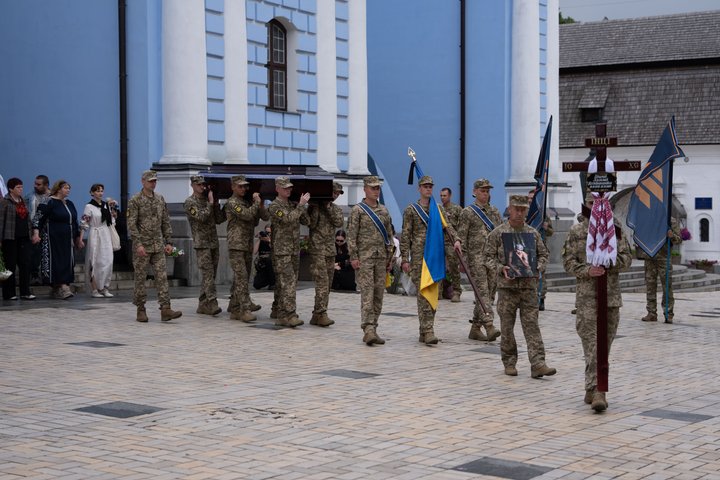 Київ прощається з військовим та музикантом Ярославом Івановим - фото 3