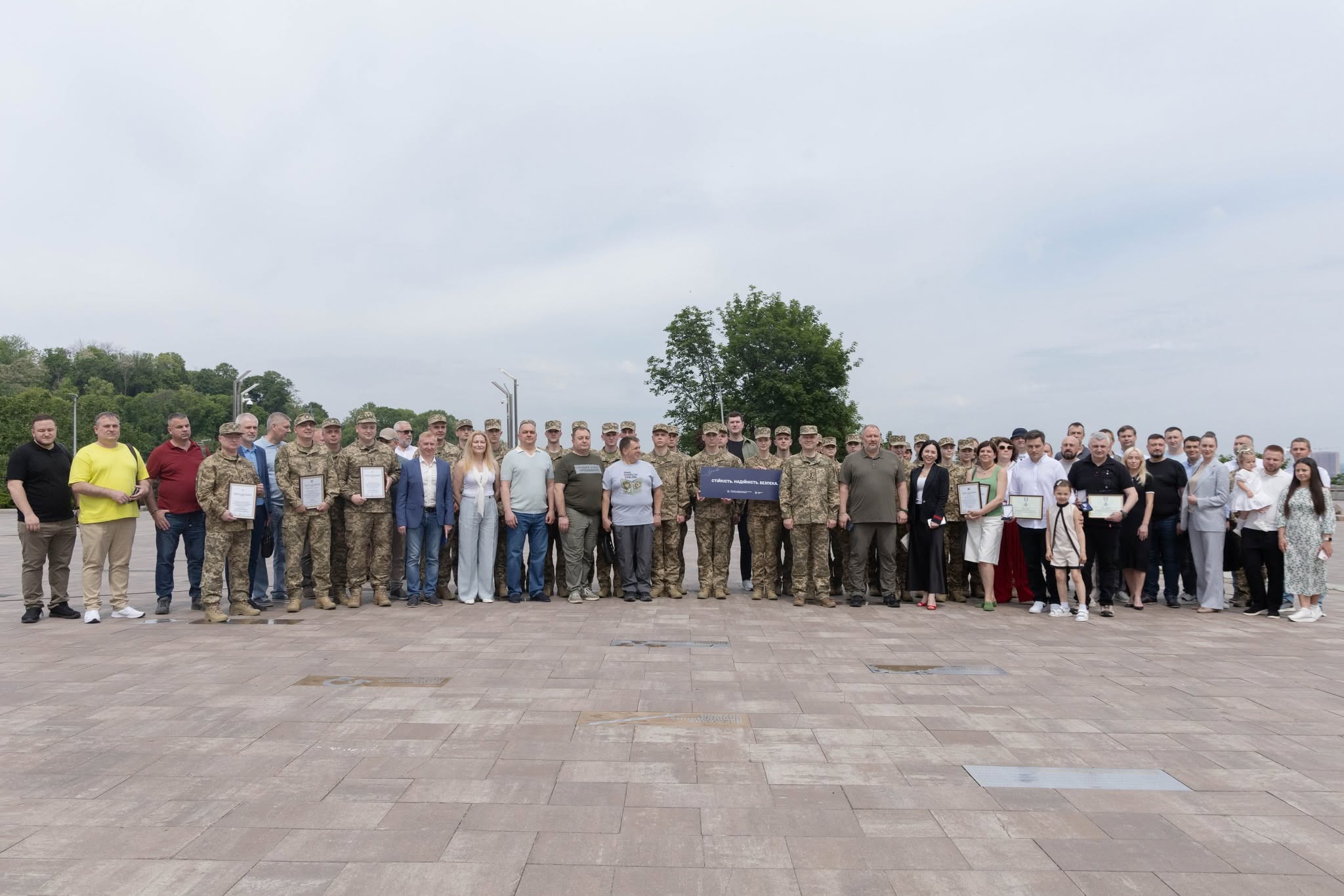 У Києві відкрили пам’ятний знак на честь Держспецзв’язку - фото 4