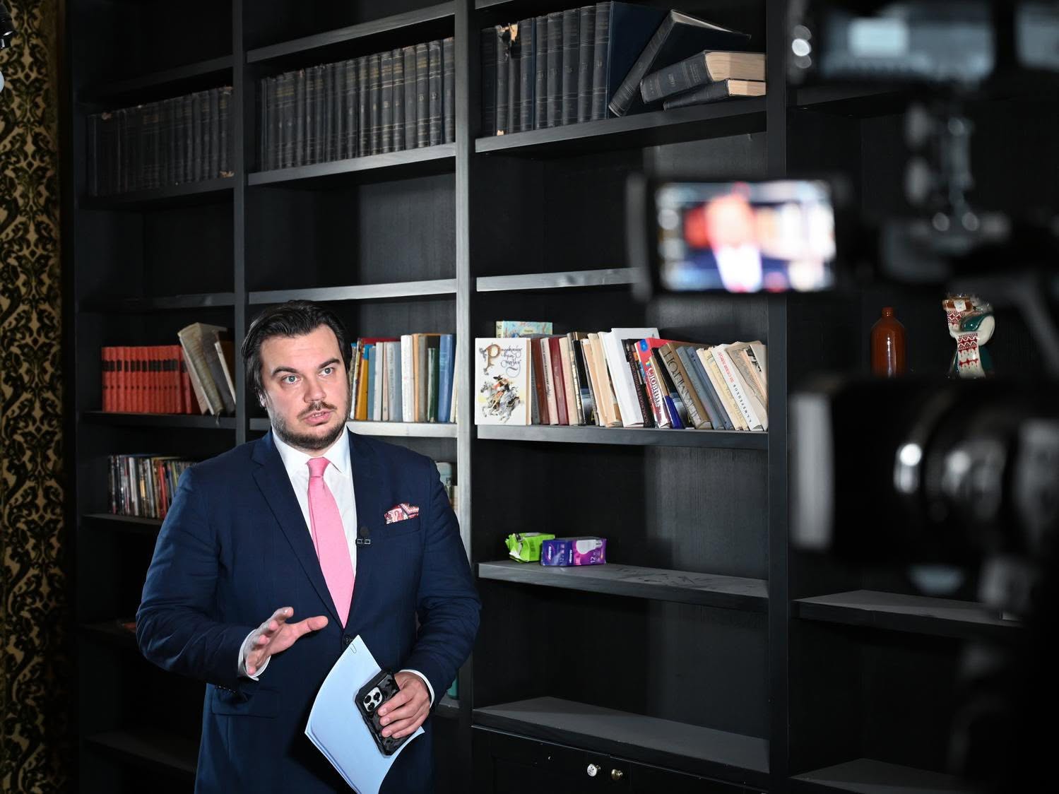 У Києві продають конфісковану квартиру пропагандиста рф Артемія Лебедєва - фото 2