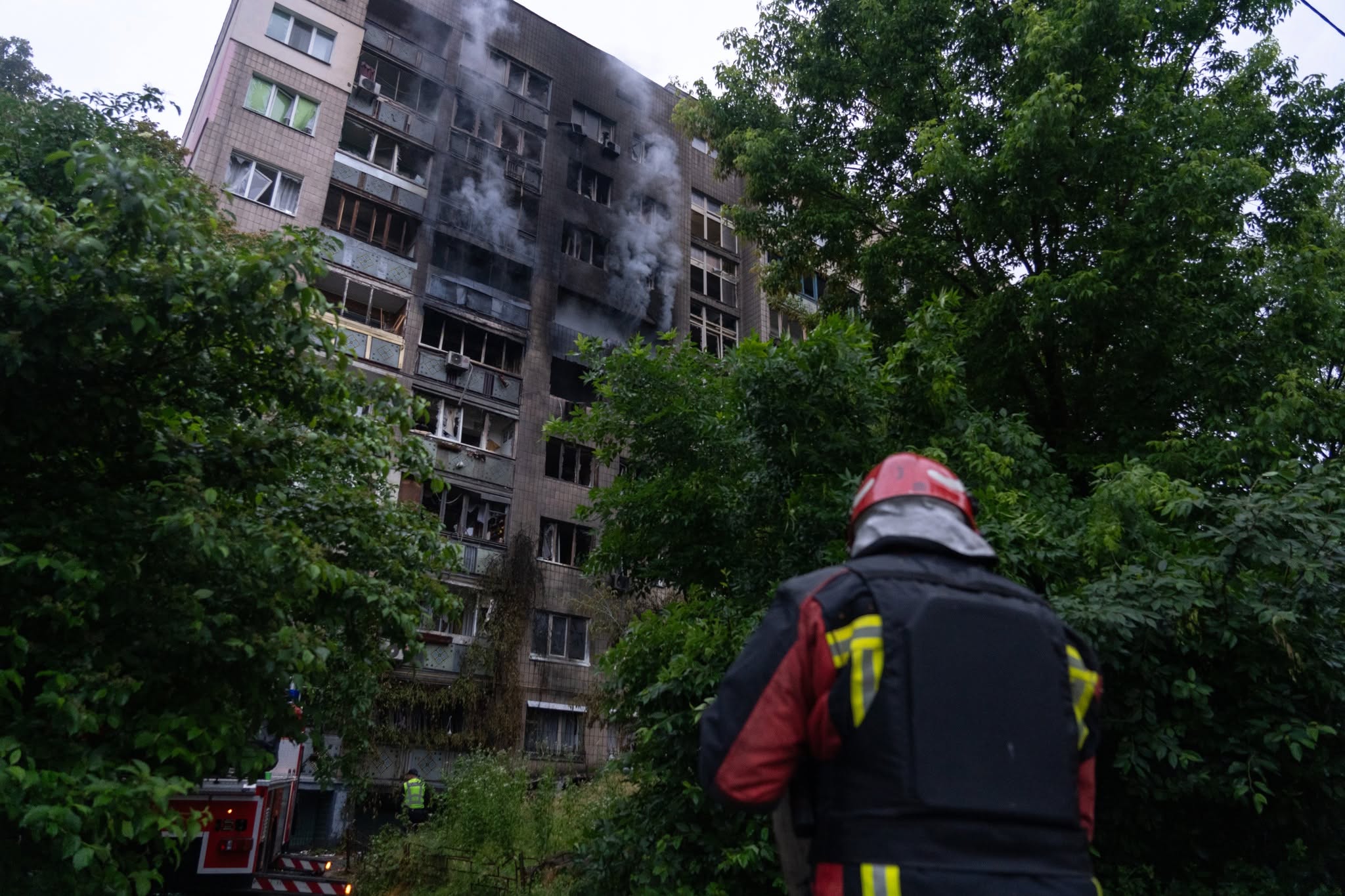 «Сьогодні було дуже гучно»: історія братів, які пережили нічну атаку на Київ