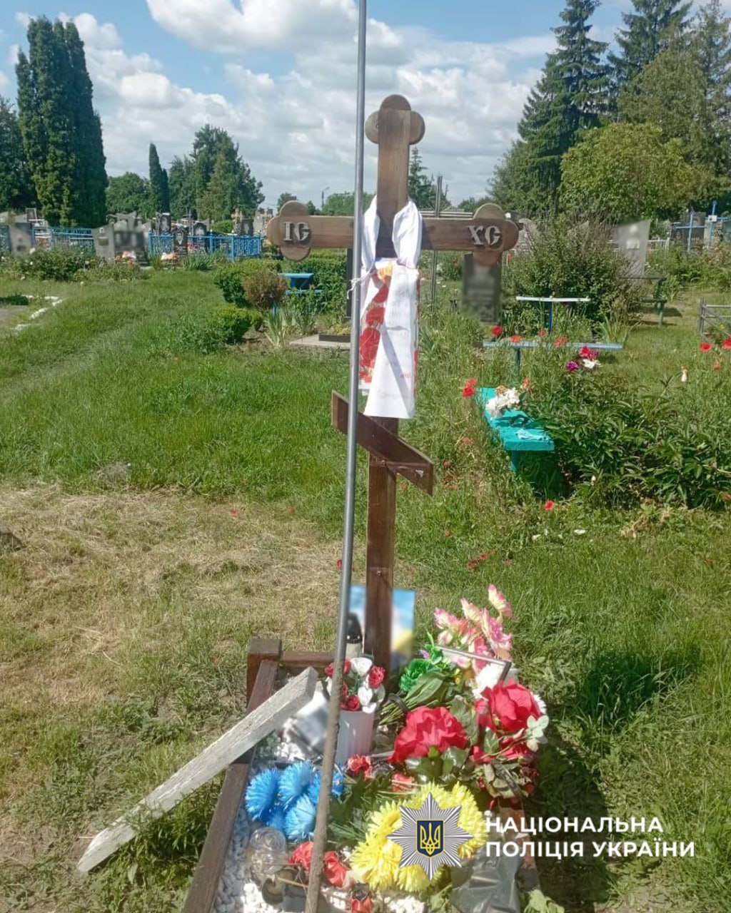 Помстився за образи: на Черкащині чоловік пошкодив могилу військового - фото 3