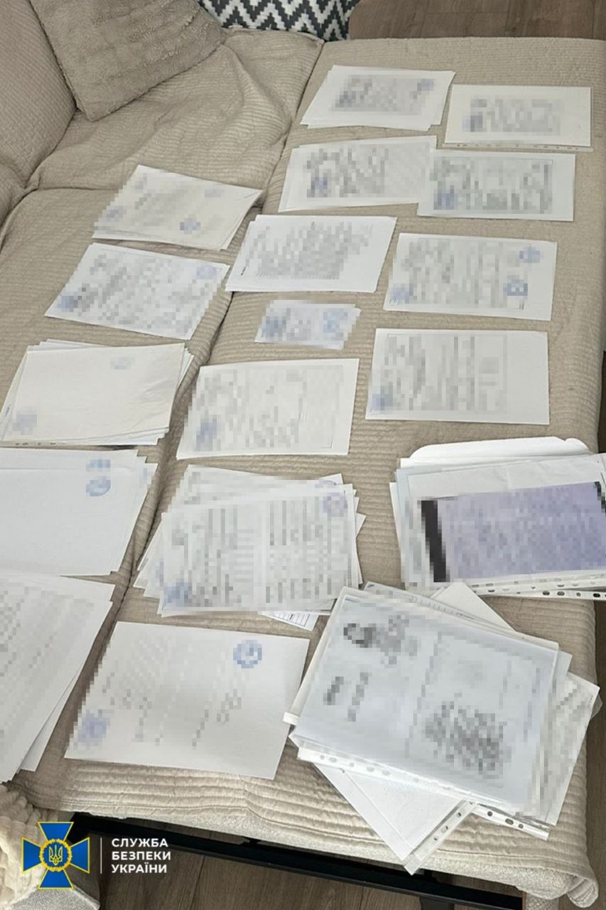 Зливала геолокації ТЦК і блокпостів: на Вінниччині затримали адміністраторку Viber-каналу - фото 2