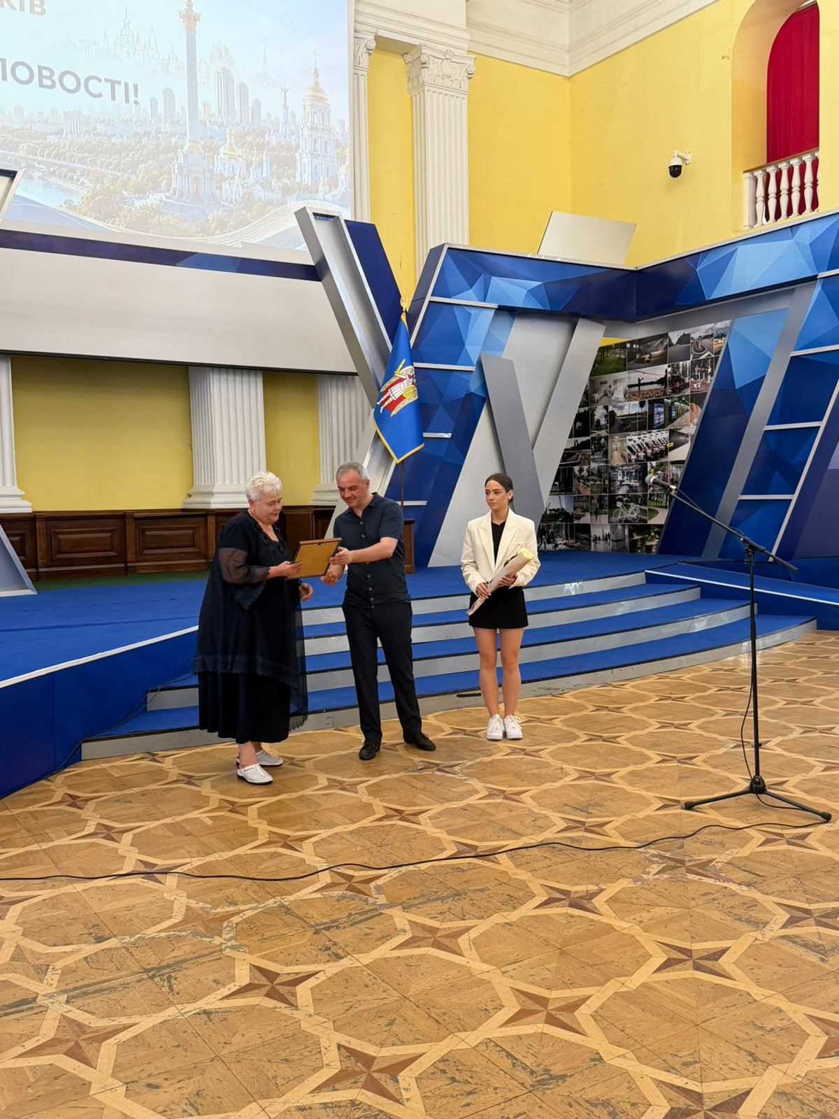 У столиці відзначили кращих представників легкої промисловості - фото 13