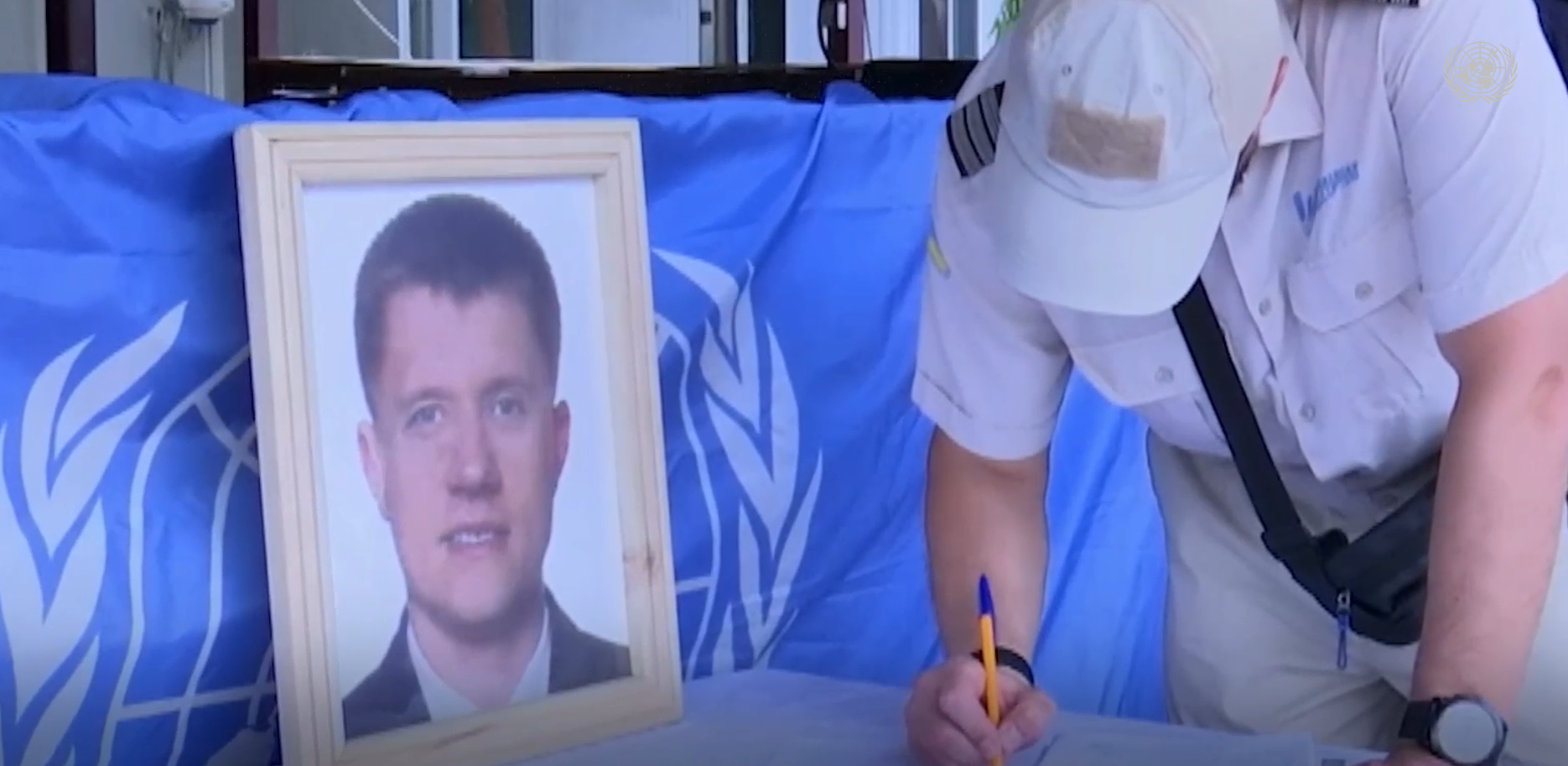 Закрив собою людей під час обстрілу: ООН посмертно нагородила бориспільця Сергія Приходька - фото 4