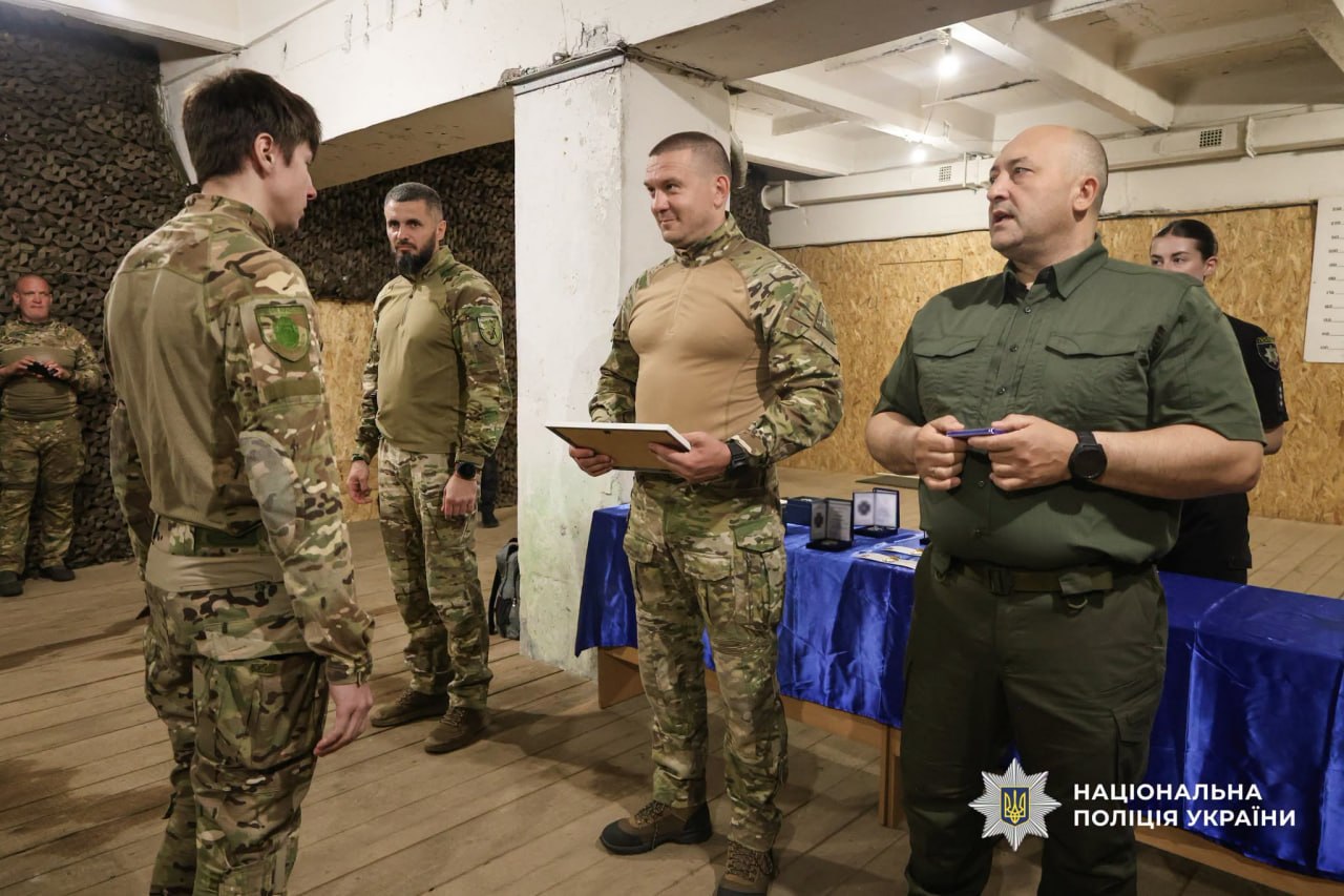 У Черкасах нагородили бійців стрілецького батальйону - фото 2