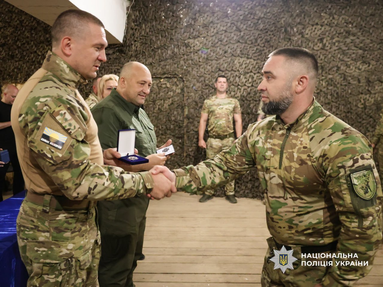 У Черкасах нагородили бійців стрілецького батальйону - фото 6