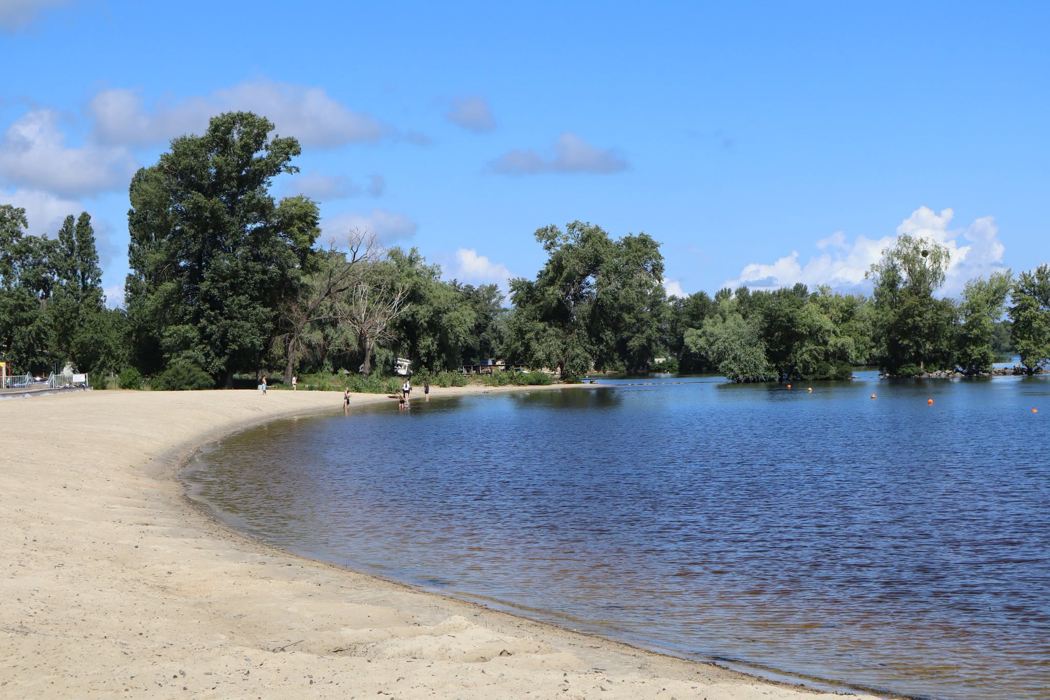 Перевірили воду і пісок на пляжі «Казбетський» у Черкасах - фото 3