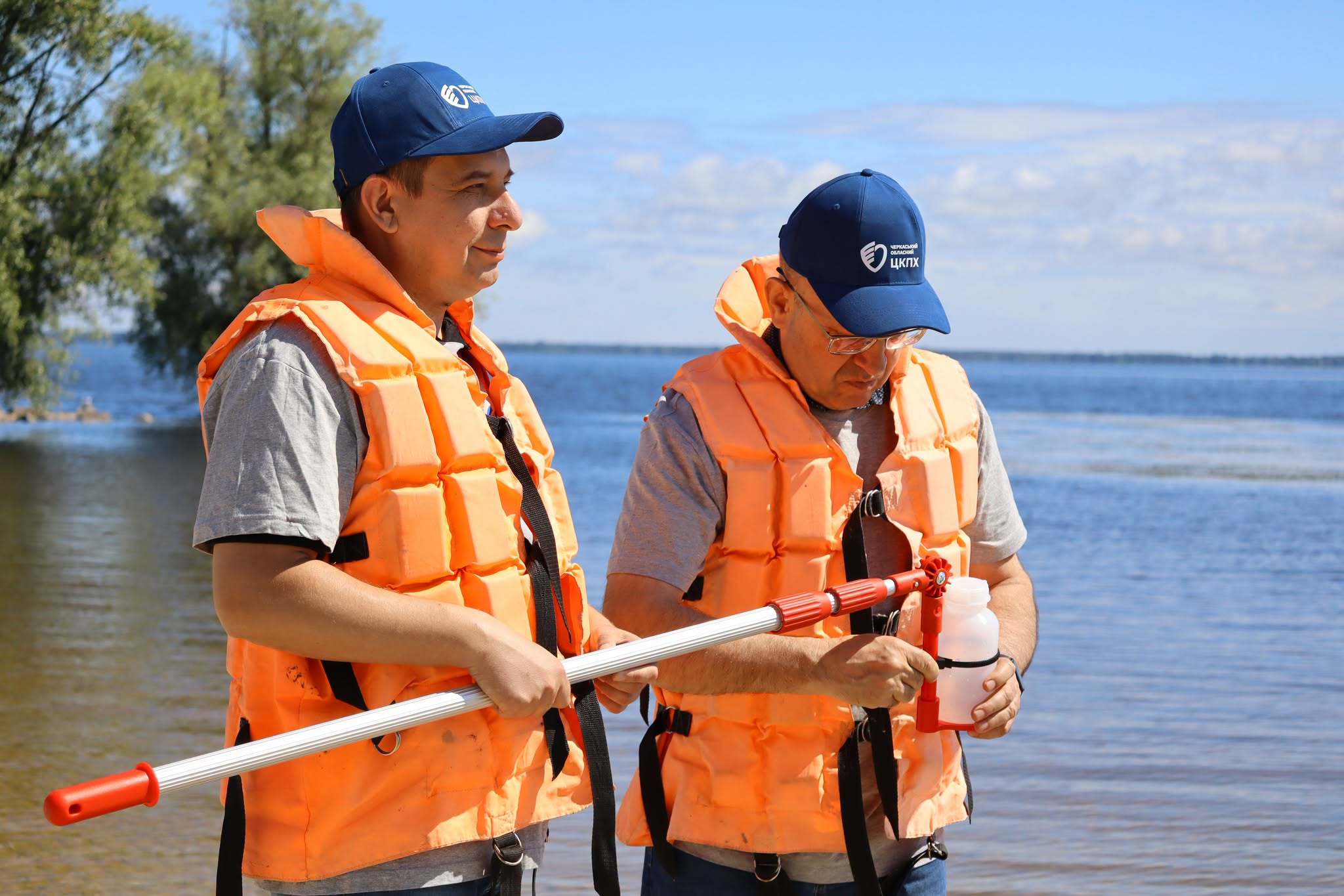 Перевірили воду і пісок на пляжі «Казбетський» у Черкасах - фото 5