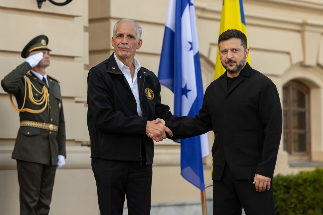 Президент Гондурасу вперше відвідав Україну