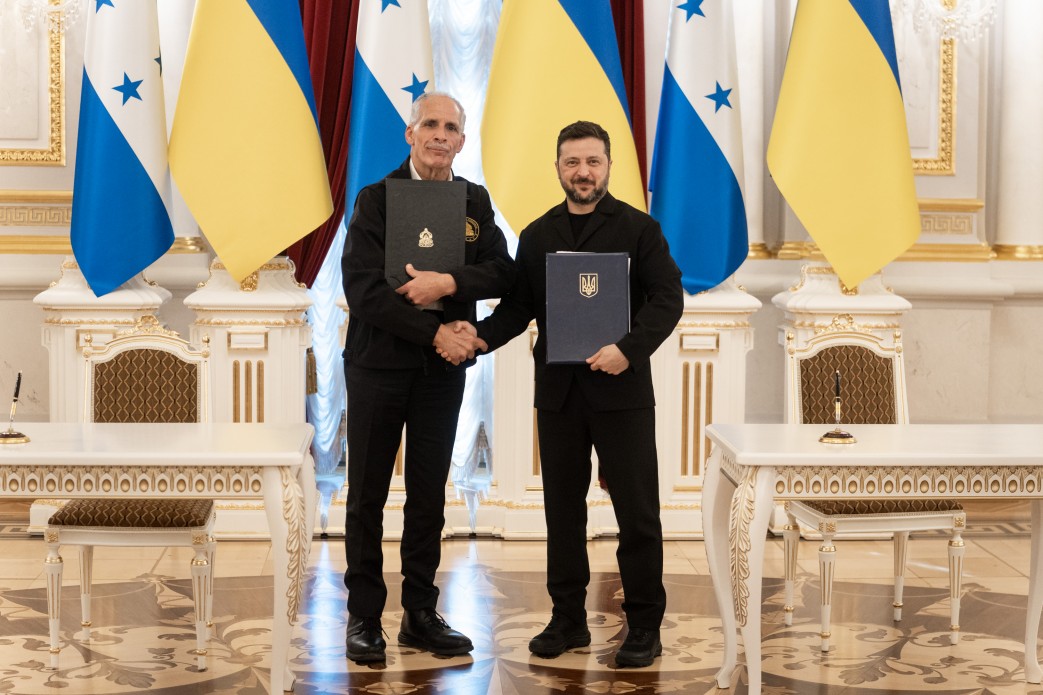 Президент Гондурасу вперше відвідав Україну - фото 4