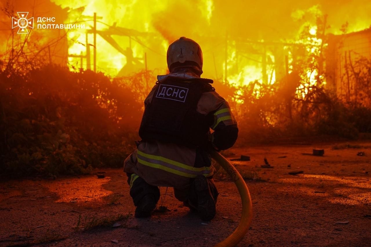 Росіяни вбили 2 людей під час обстрілів Полтавської області