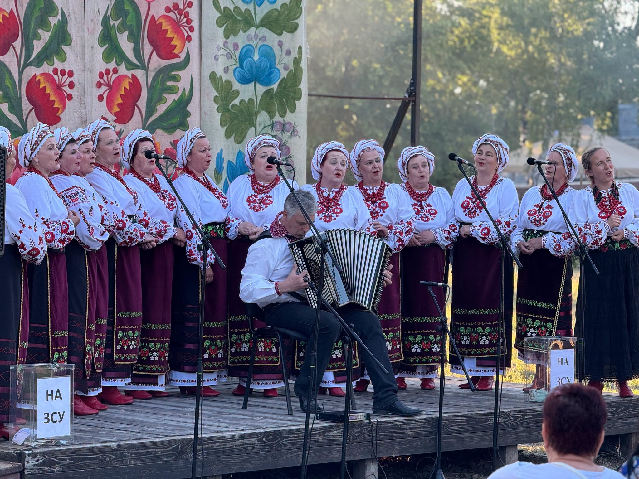 Святкові вихідні у Каневі: заплив на байдарках, фестиваль сапбордингу та Івана Купала. Фото - фото 7