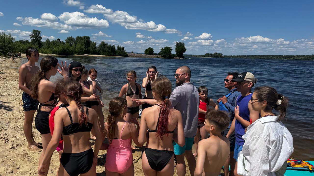 Святкові вихідні у Каневі: заплив на байдарках, фестиваль сапбордингу та Івана Купала. Фото - фото 13