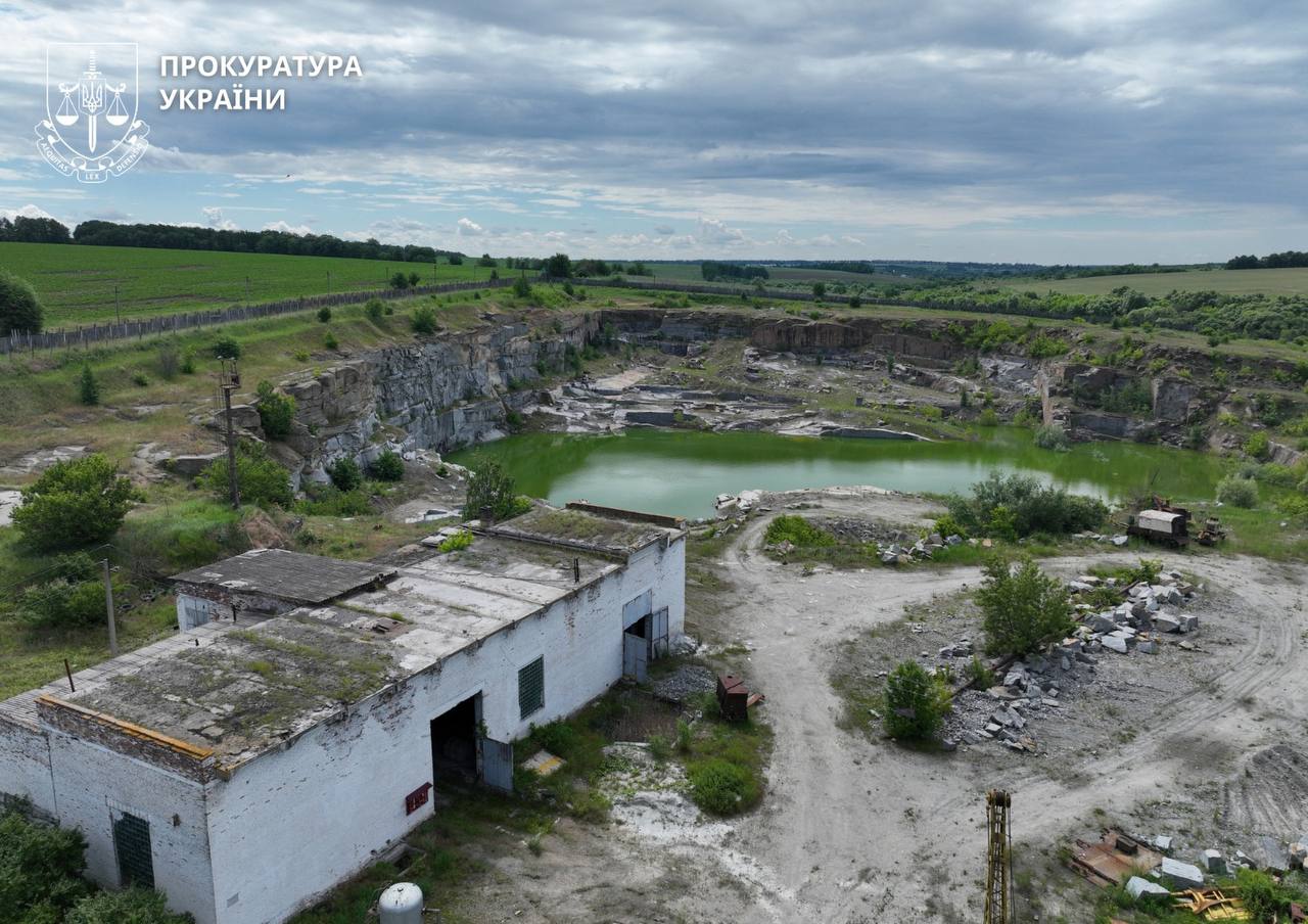 У Черкаській області незаконно видобували граніт