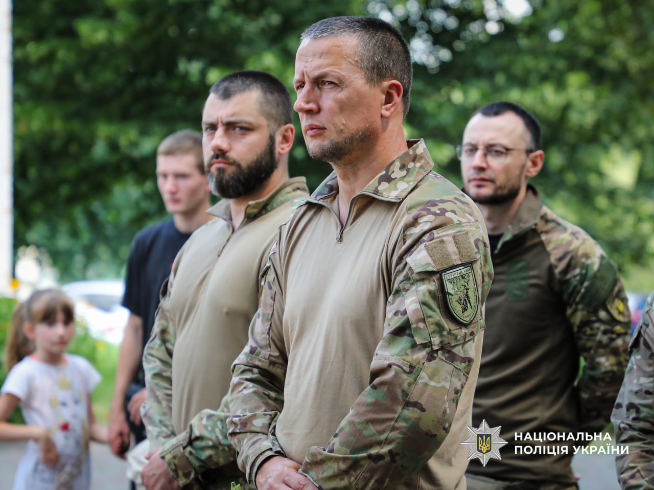На Черкащині відкрили меморіальну дошку поліцейському Євгенію Крамаренку - фото 3