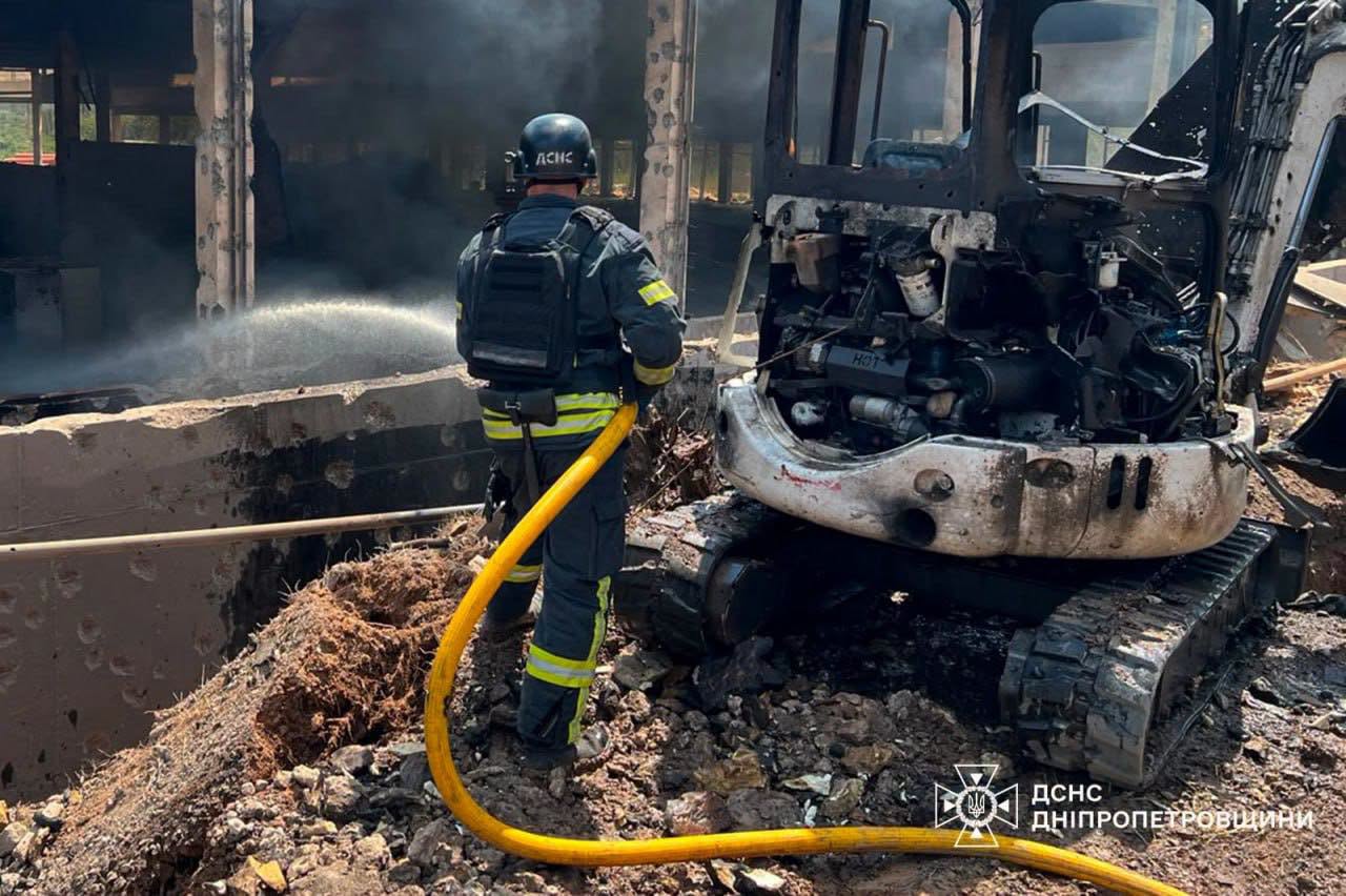 Внаслідок уламкового поранення на пляжі в Одесі померла дівчина