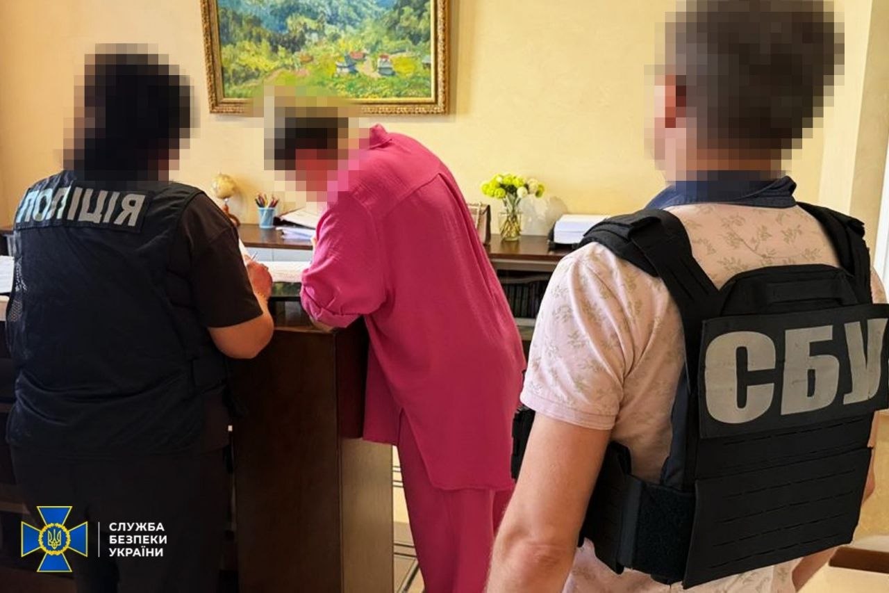 Ексзаступника секретаря РНБО підозрюють у незаконному привласненні майна на 300 млн грн у Києві - фото 2