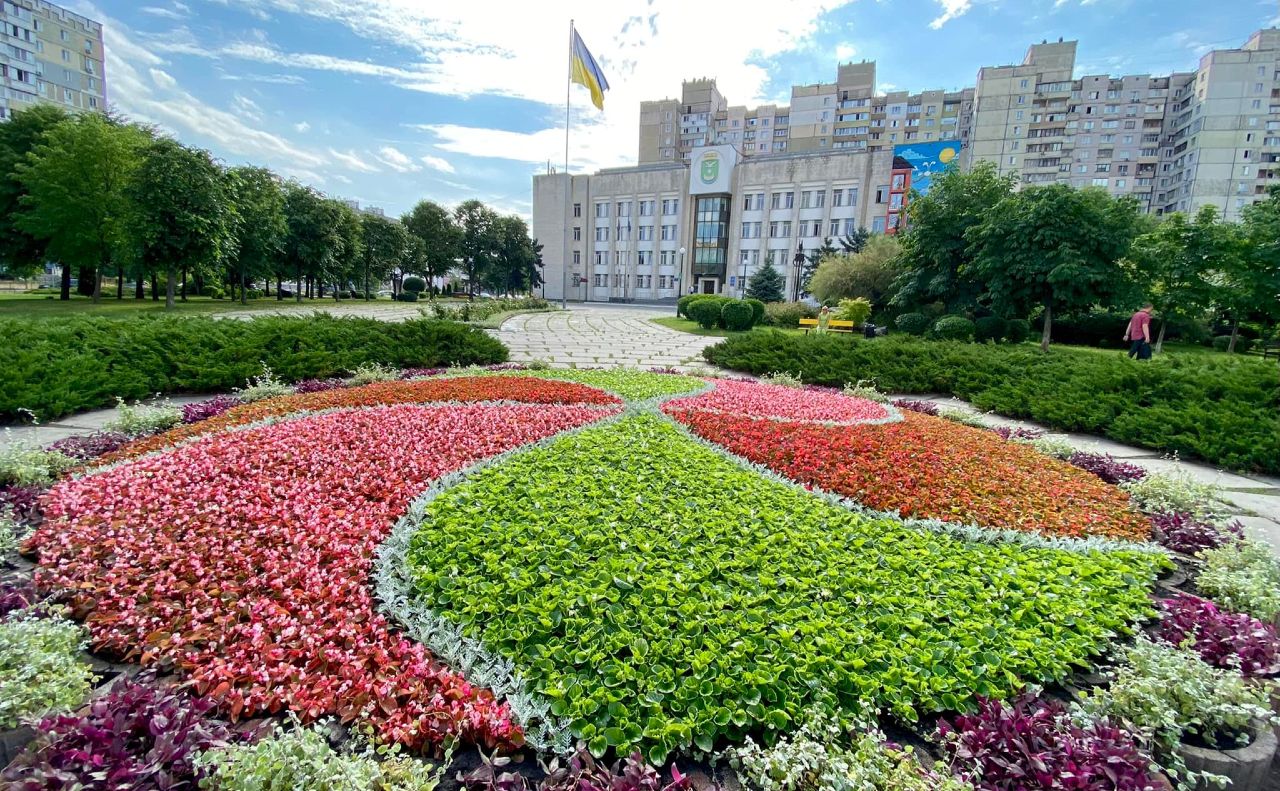 «Шовк, танки та підводні урбан-легенди: Що ховає від ваших очей Дарницький район - фото 5