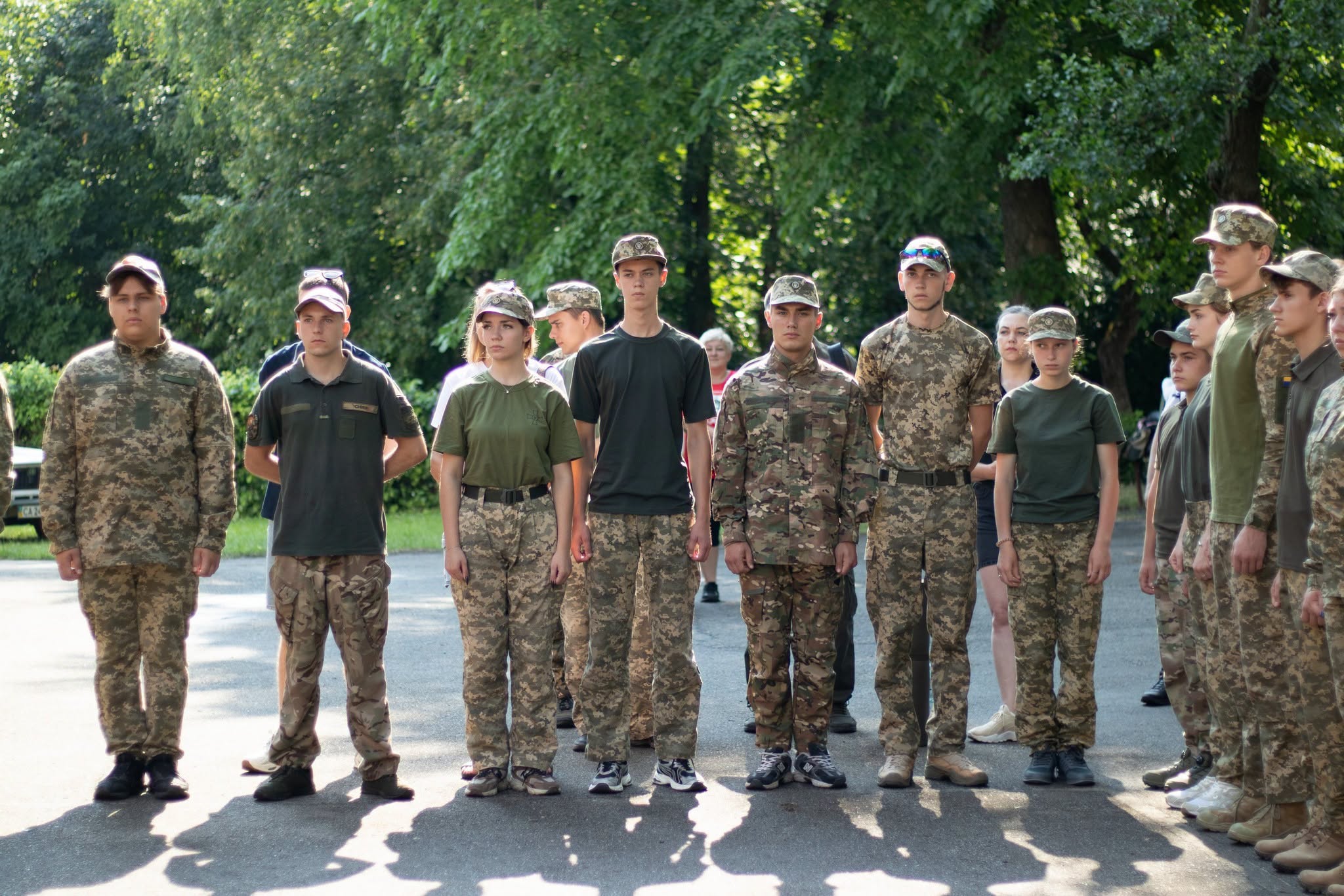 На Черкащині 77 учнів і студентів отримали обласну відзнаку «Відмінник Захисту України» - фото 2