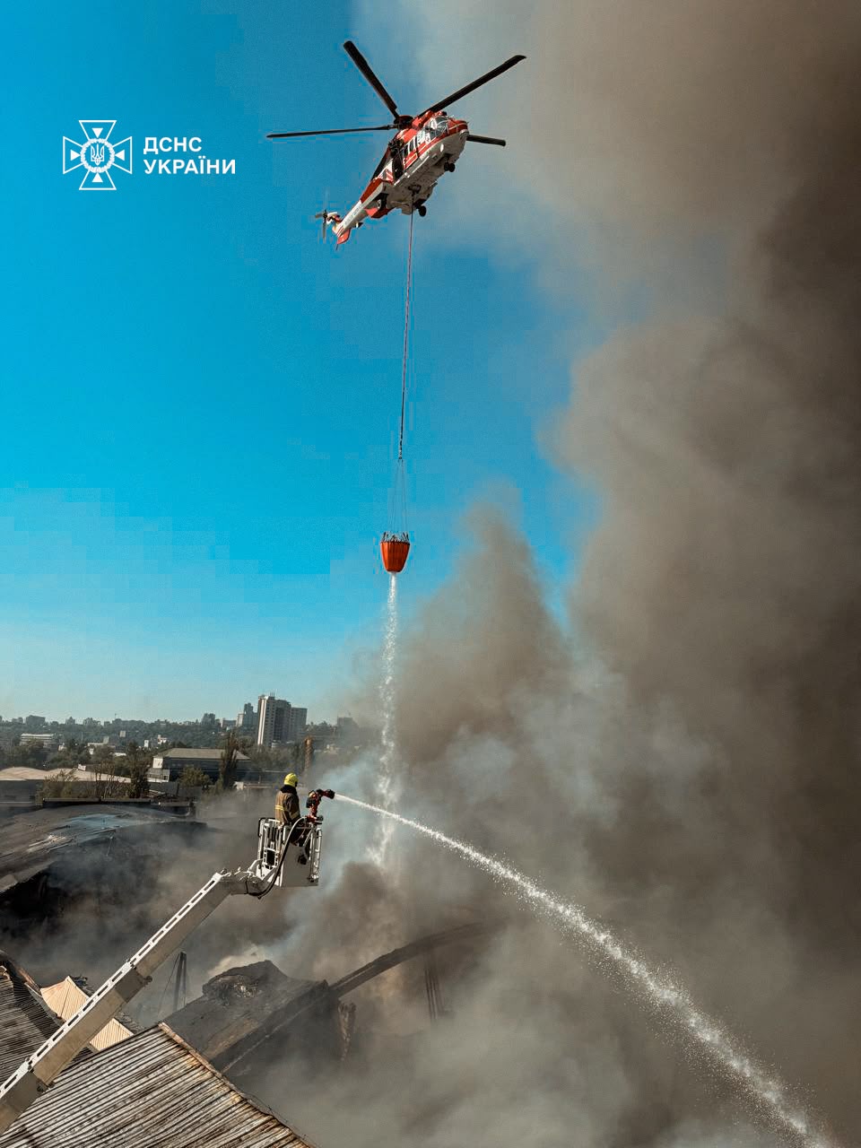 Кількість загиблих у Києві зросла до 17 - фото 2