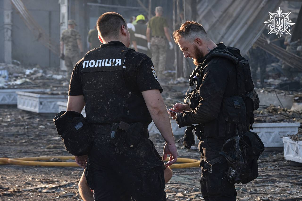 Зеленський привітав правоохоронців із Днем Національної поліції України - фото 9