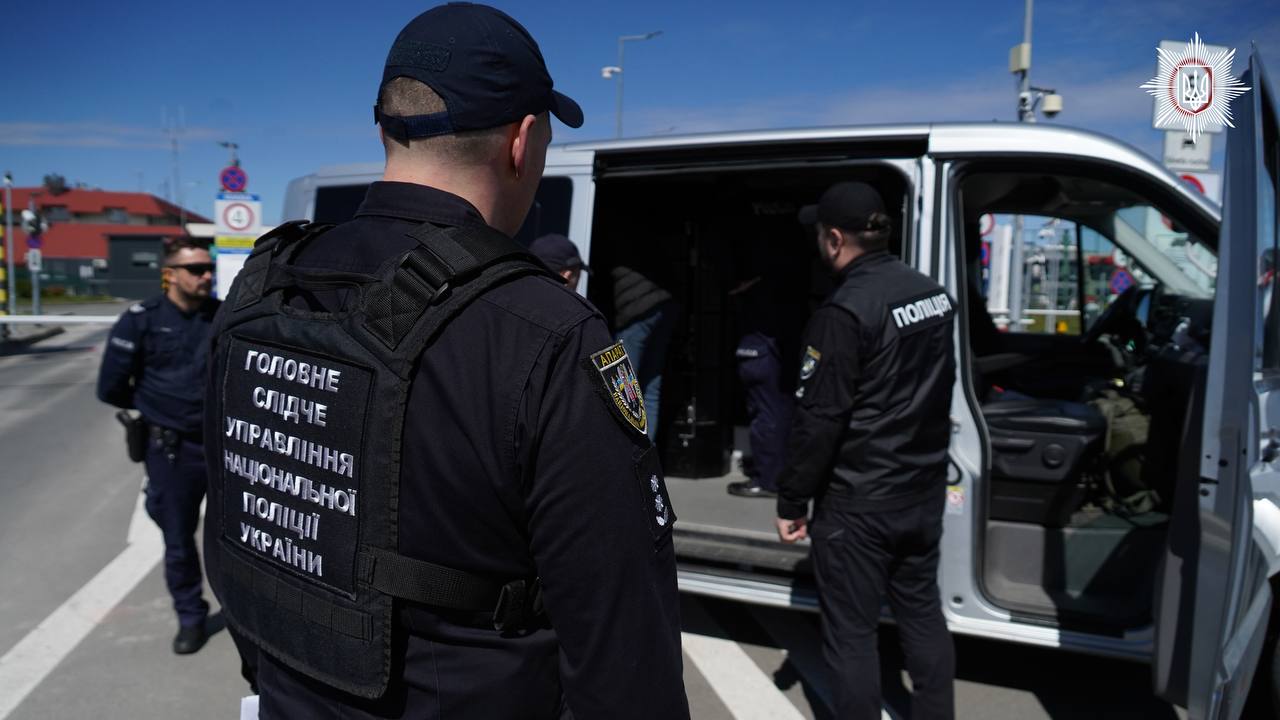 Зеленський привітав правоохоронців із Днем Національної поліції України - фото 5
