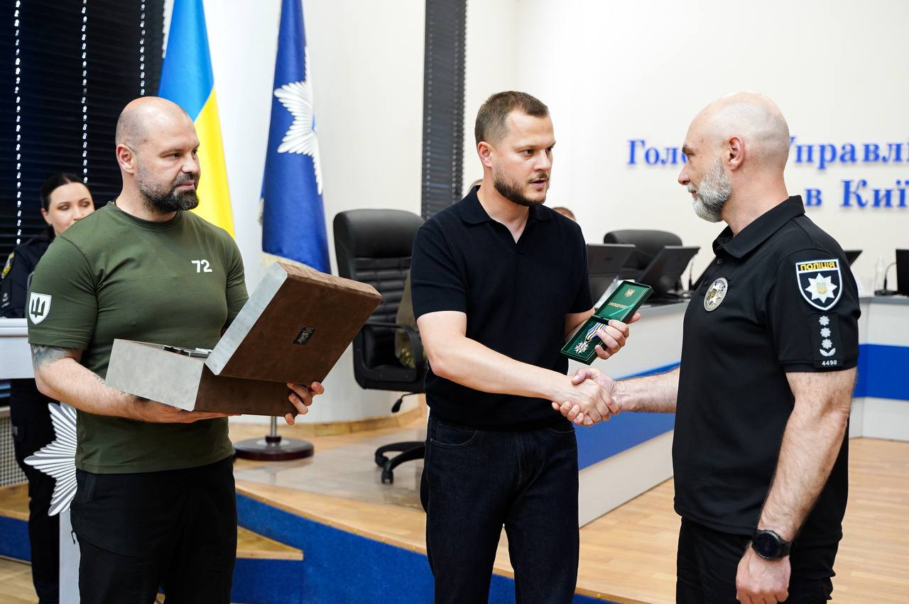 На Київщині відзначили поліцейських з нагоди 11-ї річниці Нацполіції України - фото 3