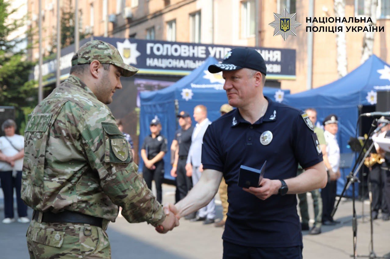 У Києві нагородили поліцейських з нагоди професійного свята - фото 5
