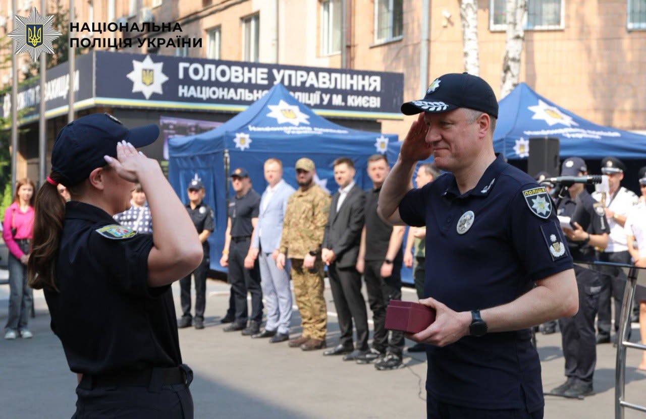 У Києві нагородили поліцейських з нагоди професійного свята - фото 6