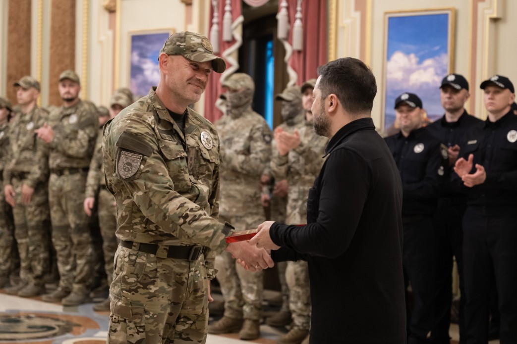 Зеленський вручив нагороди поліцейським і рідним загиблих Героїв України - фото 5