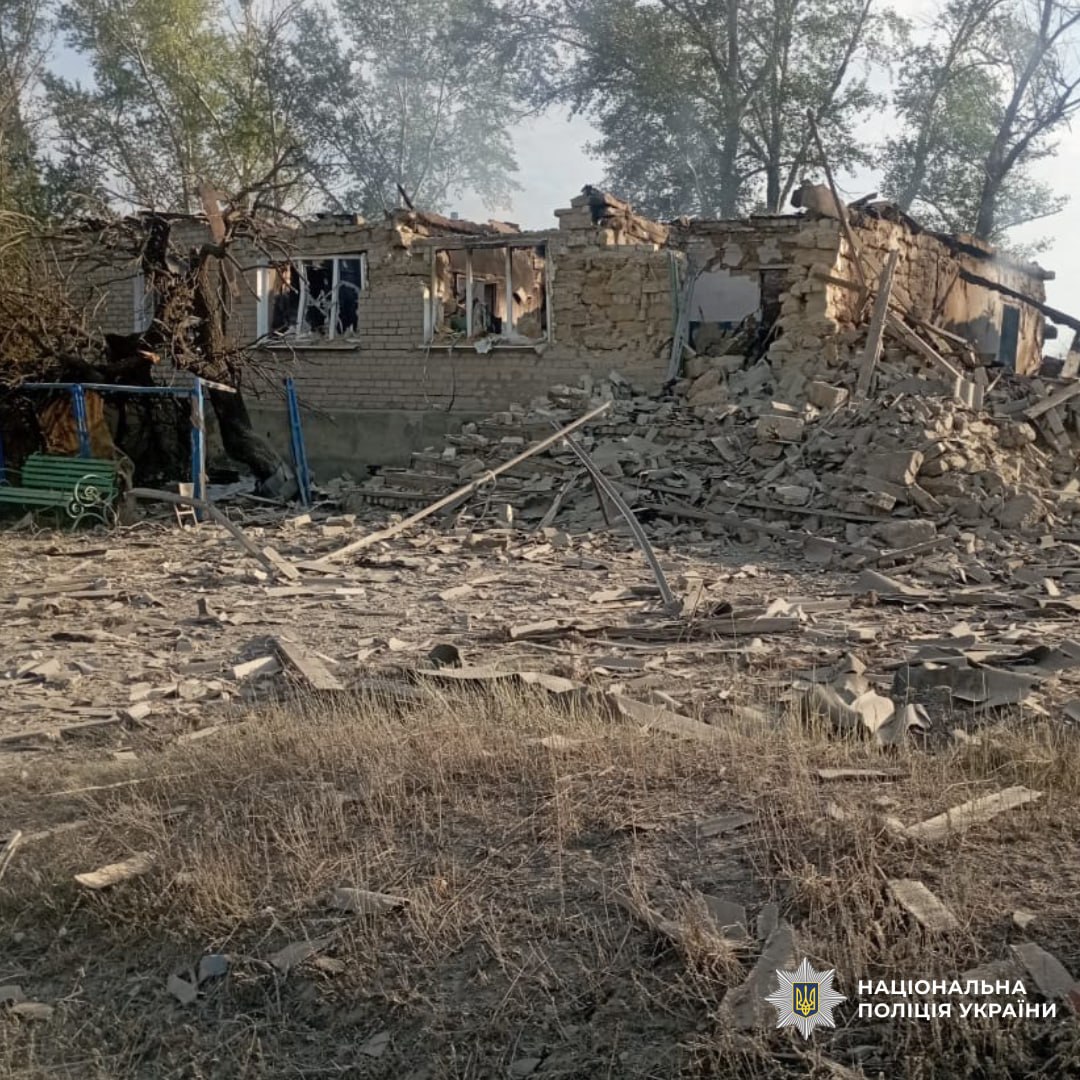 Трьох людей вбили росіяни на Харківщині: гатили по АЗС, комбайну і цивільних авто - фото 3