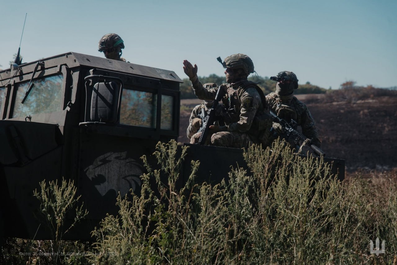 Зеленський привітав Військово-Морські Сили України з професійним святом - фото 8