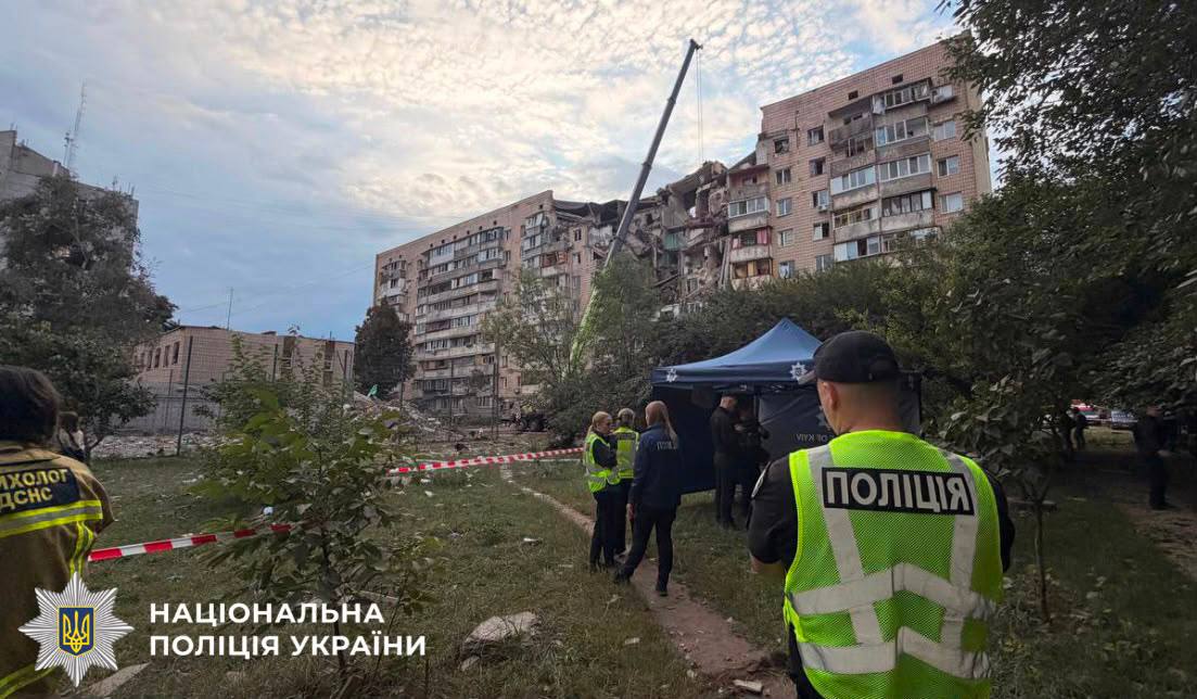 Під атакою РФ опинилися п’ять районів Києва: поліція фіксує наслідки - фото 2