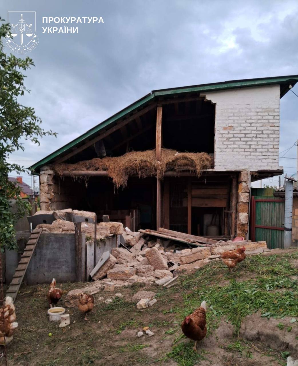 Поліція документує наслідки атаки ворога на Київську область - фото 2