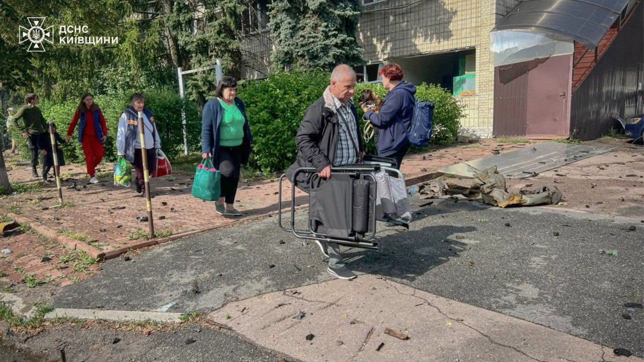 У Вишневому вже евакуювали понад 600 людей - фото 2