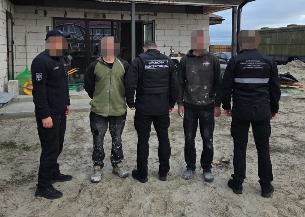 Підозру отримав командир частини, якому військові будували будинок на Черкащині - фото 2