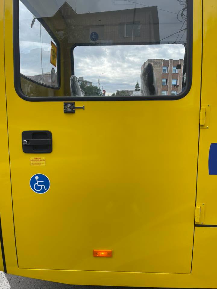 Новий шкільний автобус купила Тальнівська громада - фото 4