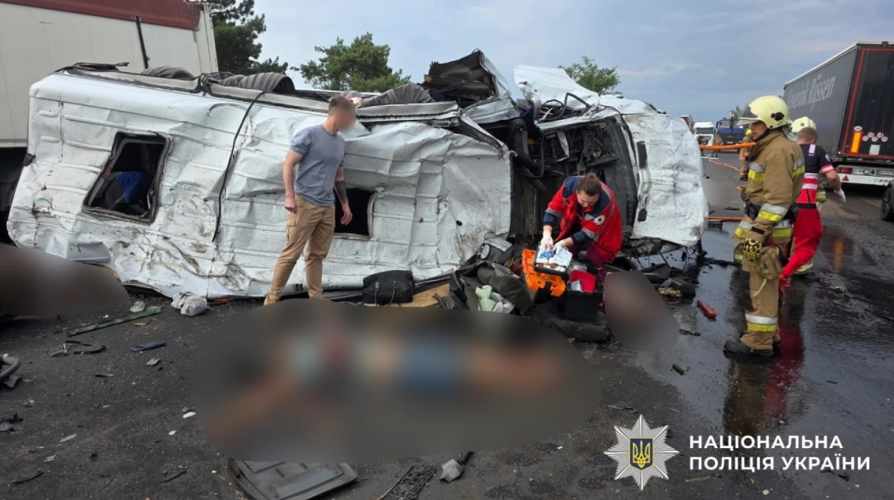 У Миколаєві суд обрав запобіжний захід водієві, який спровокував ДТП з 12 загиблими
