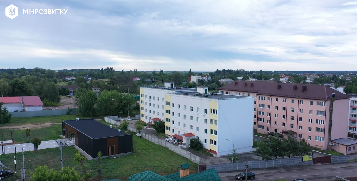 На Київщині відновили 18 багатоквартирних будинків завдяки донорам платформи UNITED24