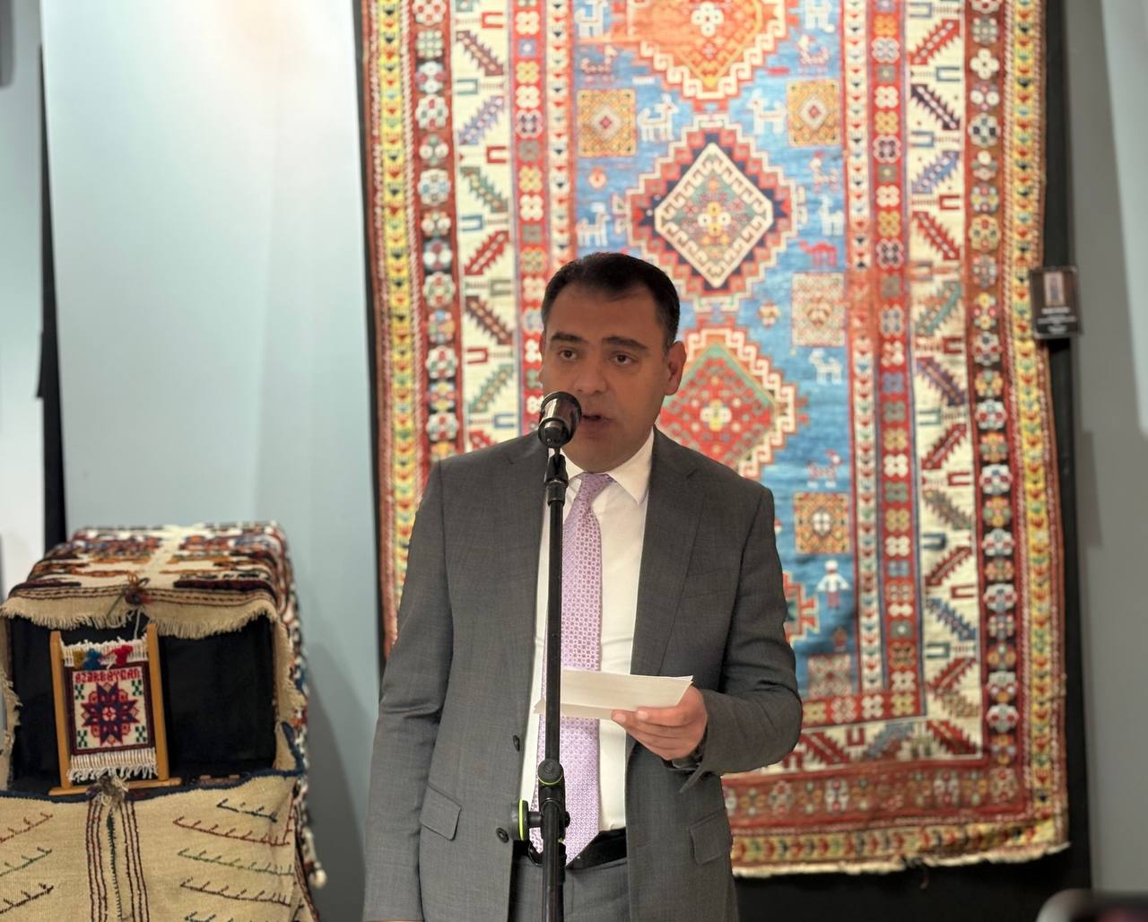 В Ірпені презентували найбільшу колекцію азербайджанських килимів - фото 5