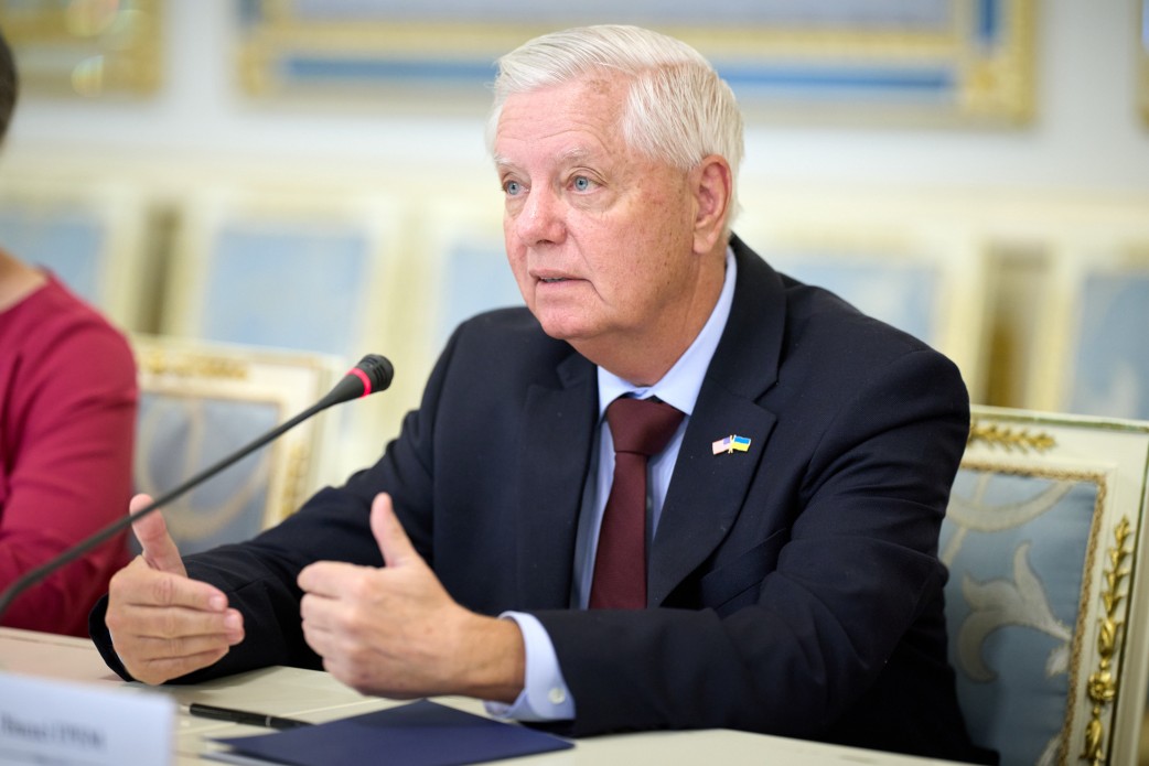 Санкції проти РФ, дипломатична робота та підтримка України: Володимир Зеленський зустрівся з Ліндсі Гремом - фото 2