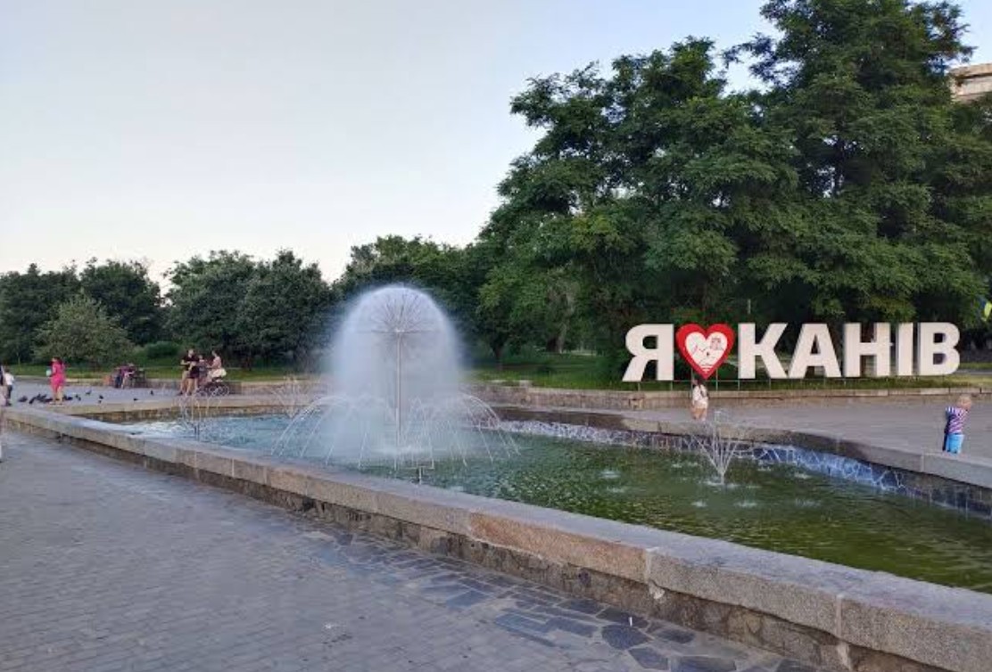 Що подивитися в Каневі: історичні місця, величні гори та заповідний острів