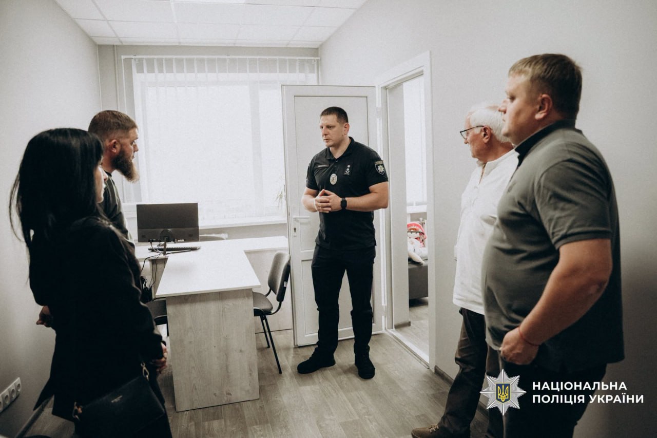 У поліції Золотоніщини впровадили автоматизовану систему відеофіксації «Custody Records». Що це? - фото 2