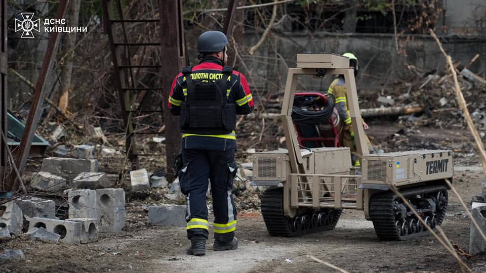 У Вишневому продовжують ліквідовувати наслідки обстрілу. Відео